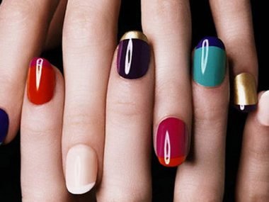como tirar esmalte em gel