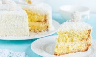 bolo de leite ninho e côco
