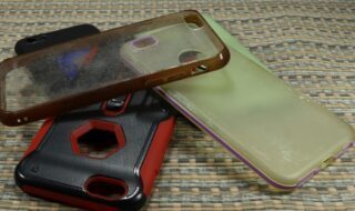 capinha de celular desencardir
